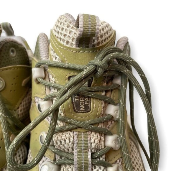 The North Face Green Hedgehog Mid GORE TEX XCR Shoe - Picture 3 of 9